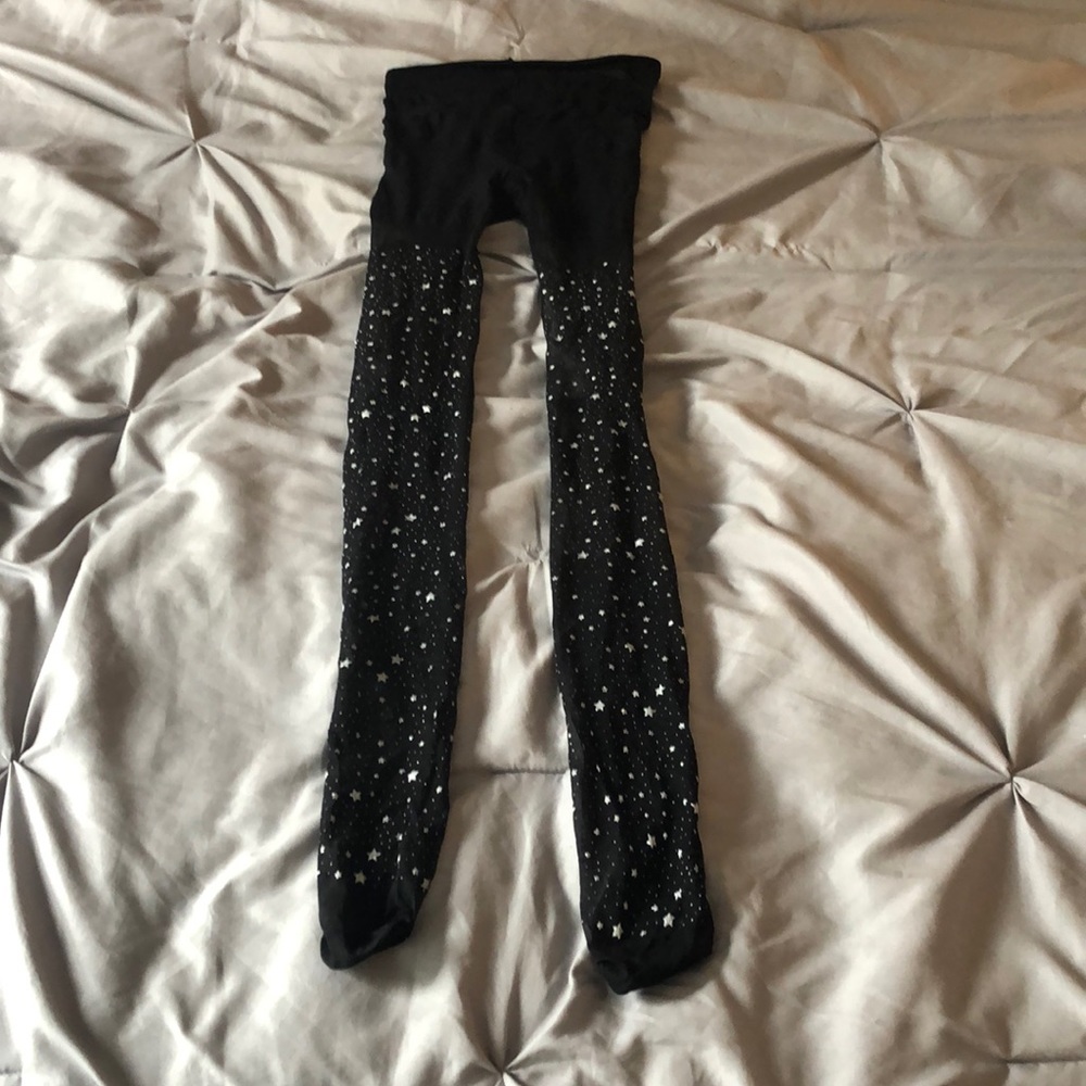 Star pattern tights